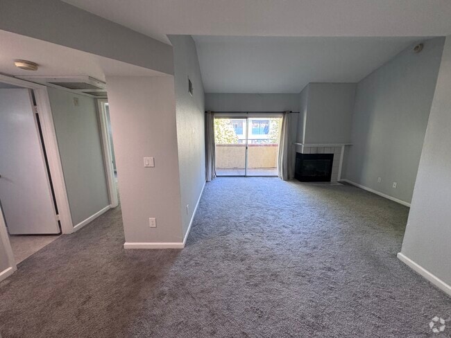 Building Photo - 6979 Dublin Meadows St Unit F Rental