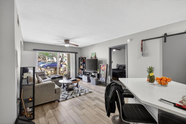 Photo - 4211 San Marino Blvd Unit 105