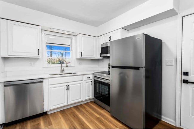 Photo - 2313 Green Forrest Dr