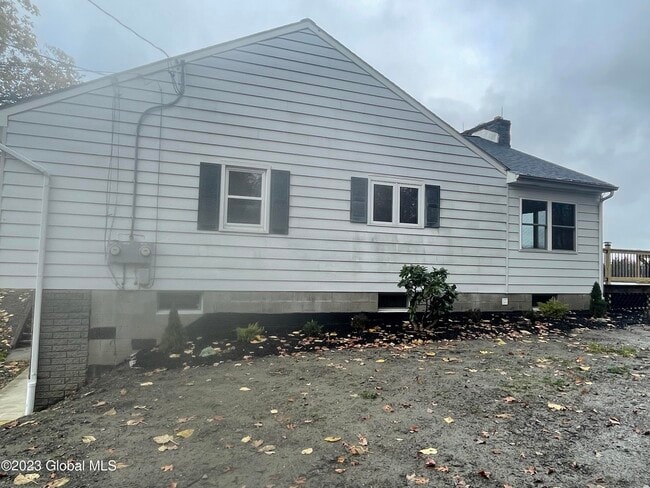 Photo - 154 Weatherwax Rd