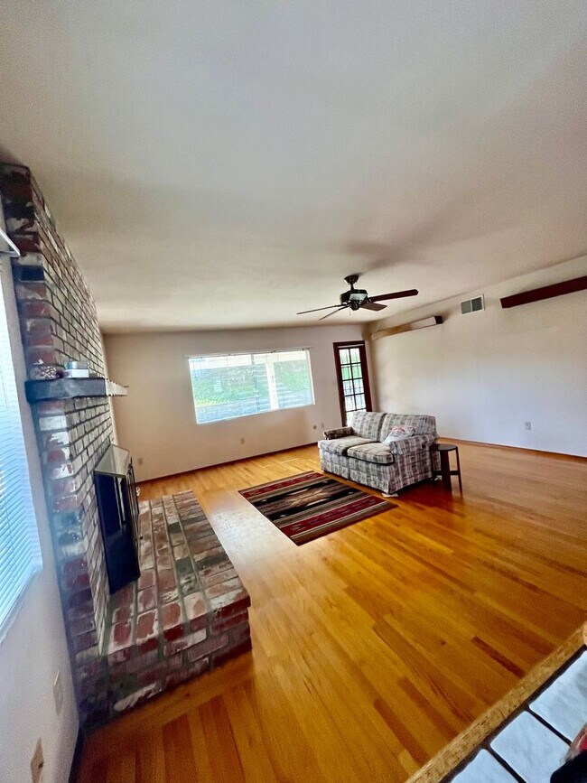 Charming North West Clairemont 4BD/2BA Hom... Rental House Rental in