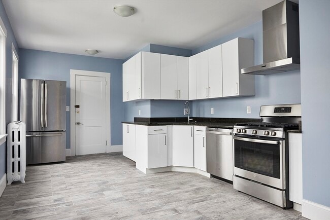 Building Photo - 52 Mansfield St Unit 2