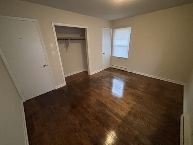 Photo - 280 E Main St