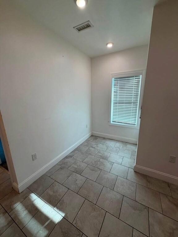 190 Main St Unit 1