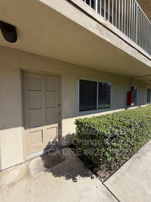 Building Photo - 404 Nashville Ave Unit Apt 2