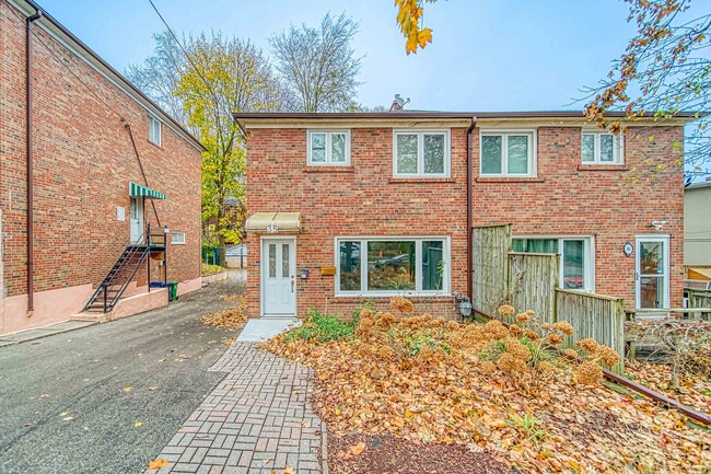 Building Photo - 35 Bellhaven Rd