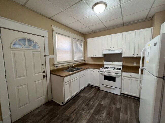 Photo - 2214-2216 7th Ave Unidad 2216