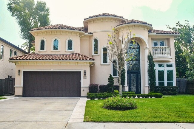 Building Photo - 422 Mignon Ln