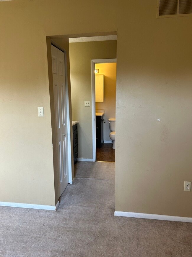 Photo - 225 Woodhaven Dr