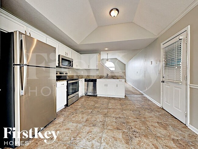 Photo - 1116 Berkshire Cir