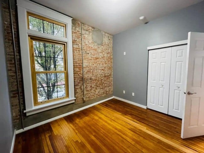 Photo - 702 Lincolnway Unit Suite 1