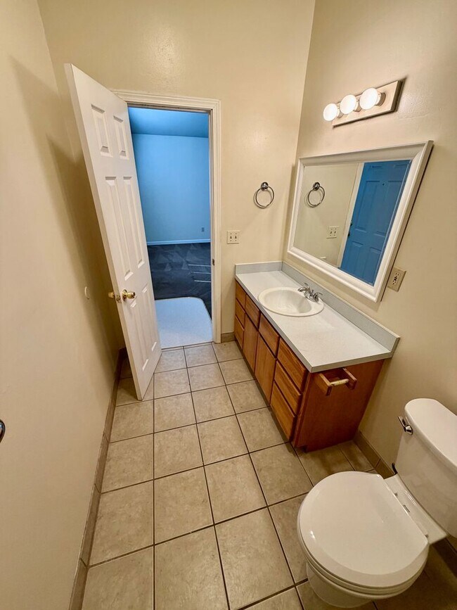 Photo - 1004-1010 24th Avenue SE Unit 1010