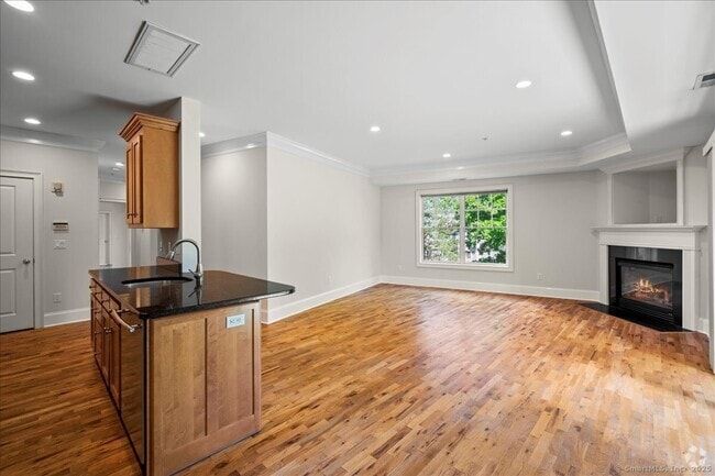 Building Photo - 21 Seir Hill Rd Unit 3 Rental