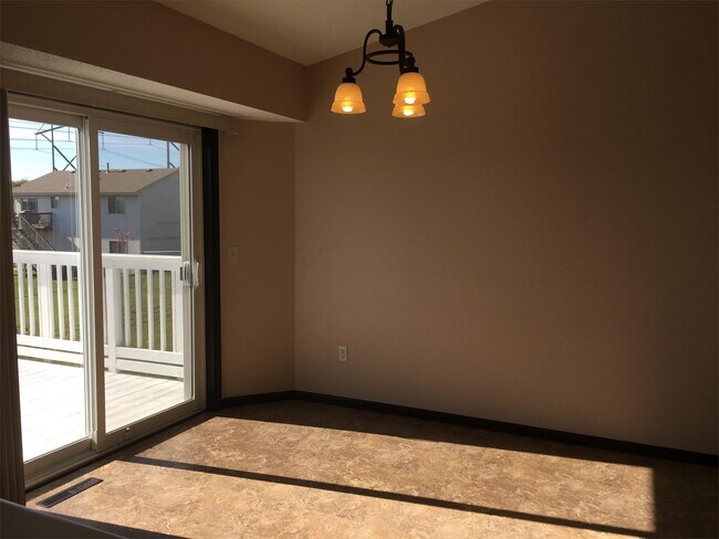 Photo - 5726 Egret Ave