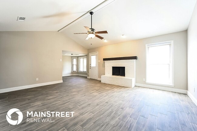 Photo - 524 E Lark Ct