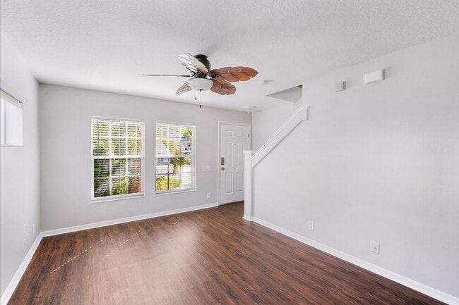 Photo - Beautiful 2-Bedroom Townhome in the Desira...