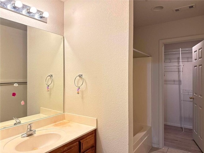 Photo - 3006 SW Windrift Ave