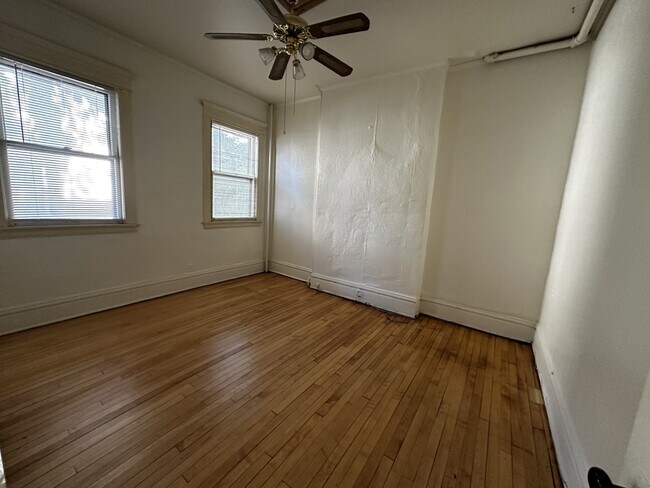 Photo - 2604 Fremont Ave S