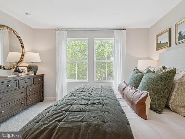 53 Silverbell Ave