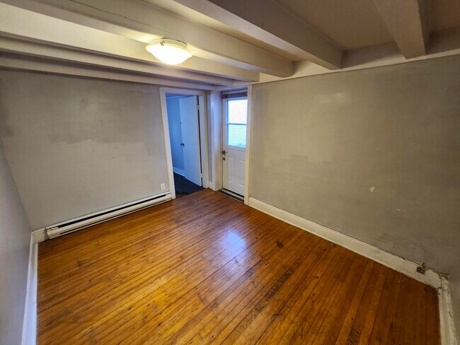 Photo - 120-120 Pitt St Unit 116-A