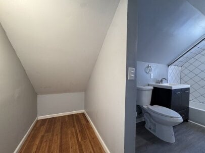 Photo - 933 Front Ave