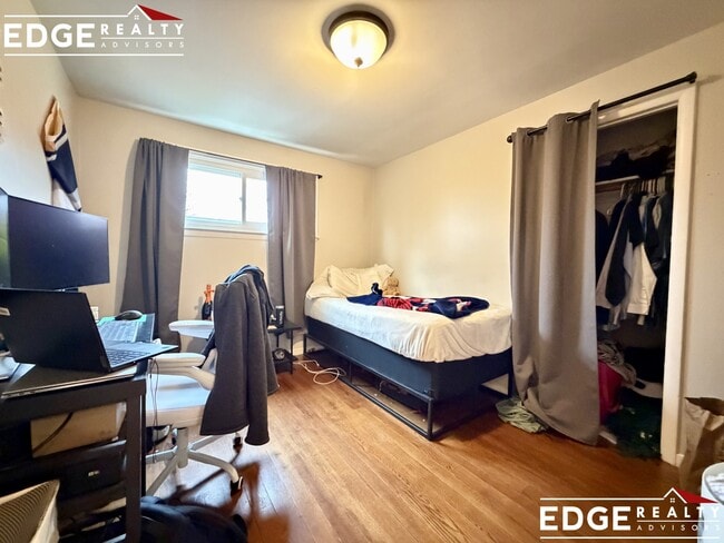 Photo - 191 Kenrick St