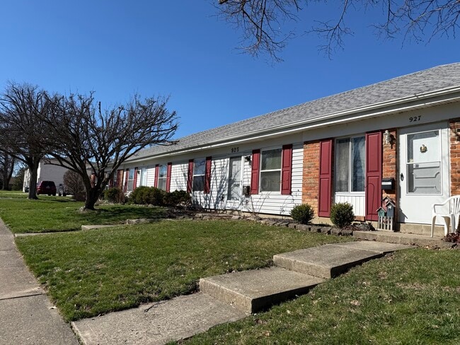 Building Photo - 925 Taylorsview Dr Unit Taylorsview