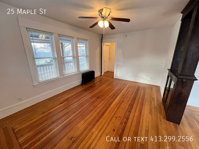 Photo - 25 Maple St