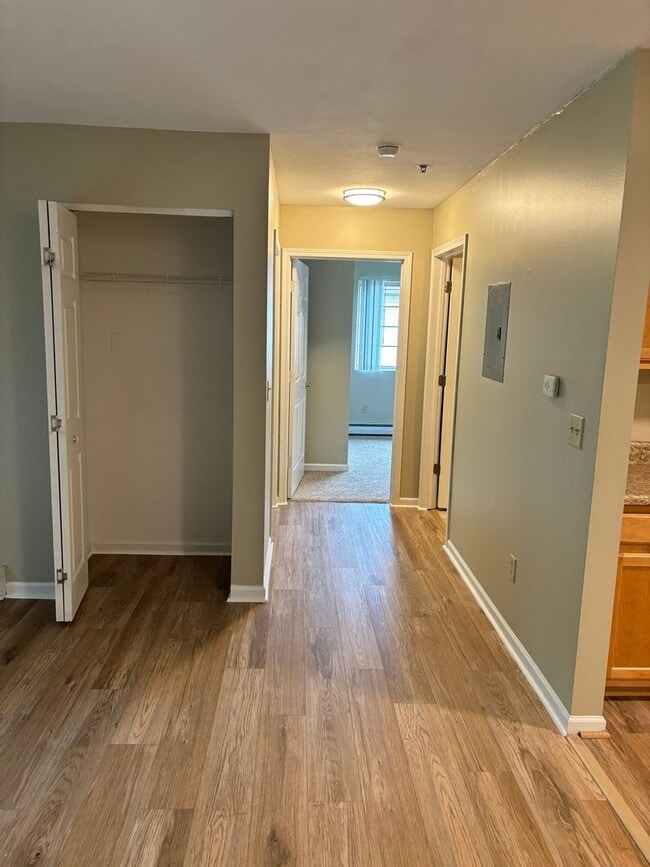 Lakepointe Apartment Homes