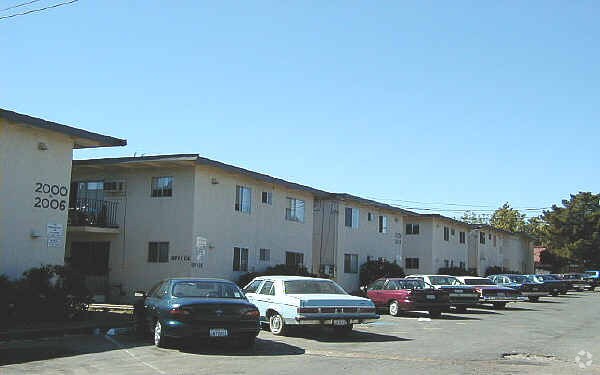 Gateway Village Apartments - Gateway Village Apartments