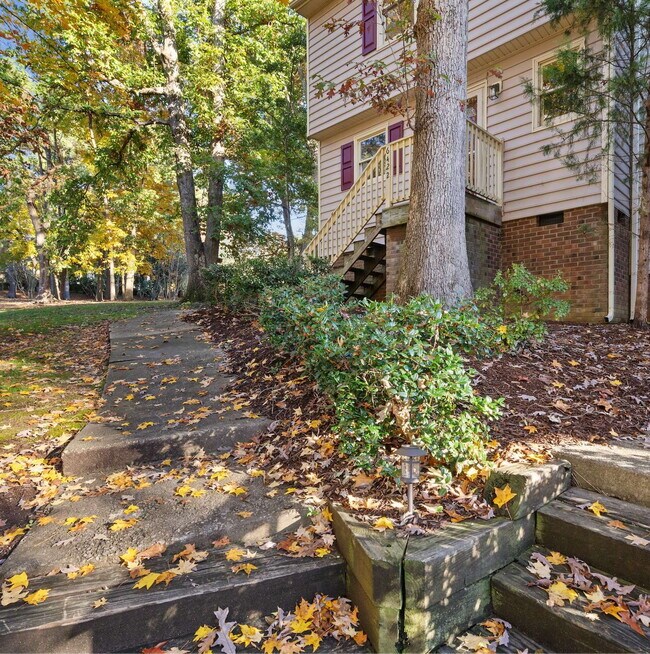 Photo - 3-Bed Spacious End Unit Townhouse