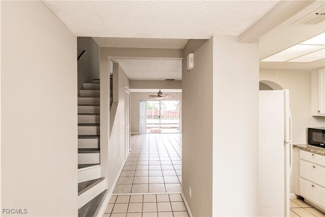 Building Photo - 1123 SW 48th Terrace Rental