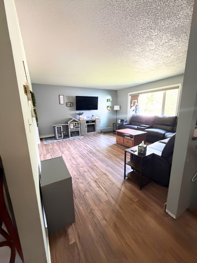 Photo - Roomy 4-bedrooms, 2-bathroom rental house in Delta Junction!