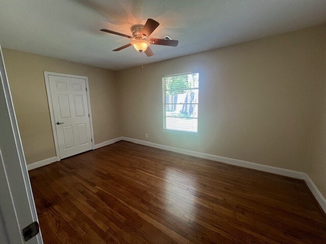 Building Photo - 7706 Cedel Dr