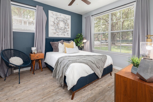 Photo - Luxe at 1820