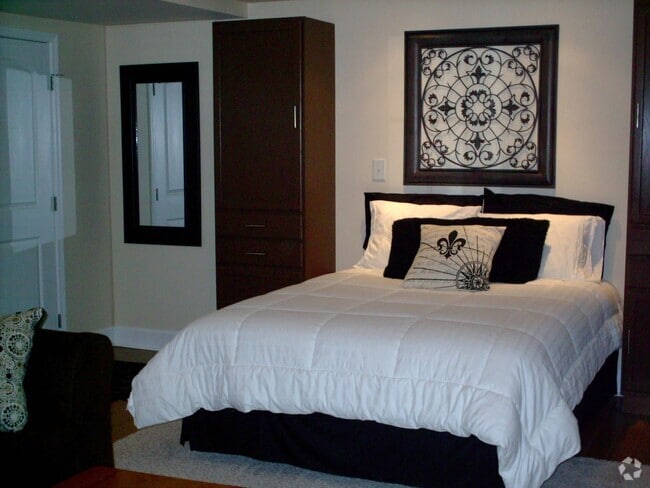 Building Photo - 5070 Vernon Springs Dr Rental