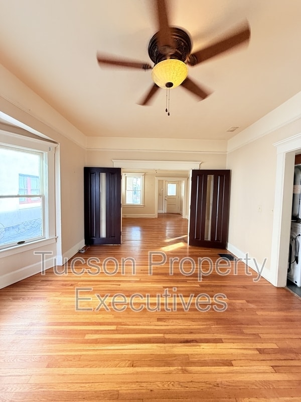 Photo - 340 S Scott Ave