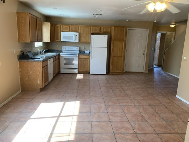 Photo - 2511 E Pueblo Ave