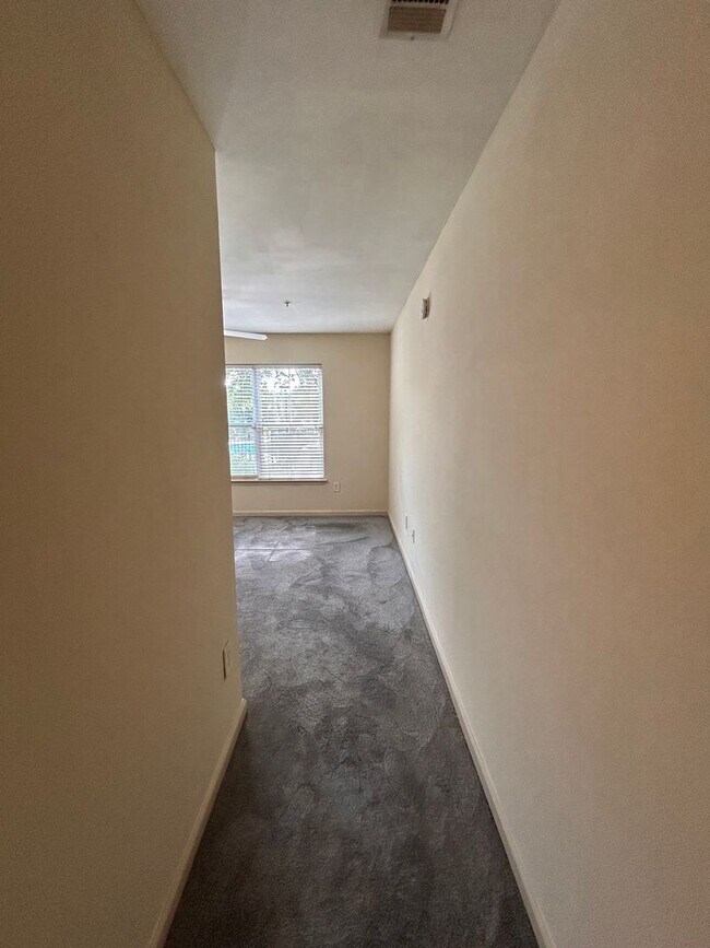 3831 Cherokee Woods Way Unit 02-102 - C