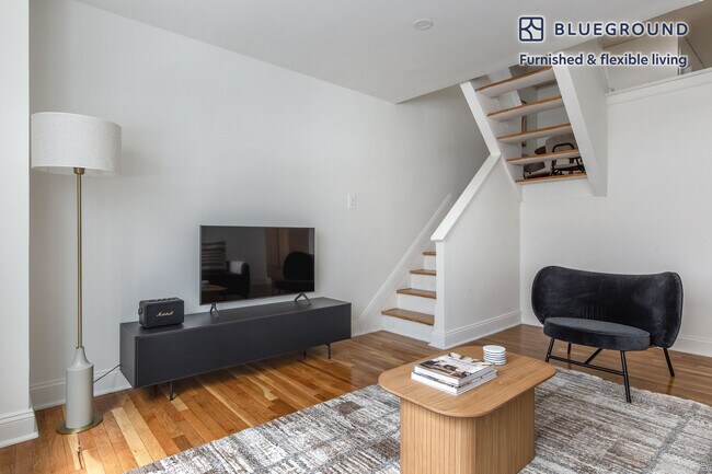 Photo - 123 E 54th St Unidad FL2-ID1290