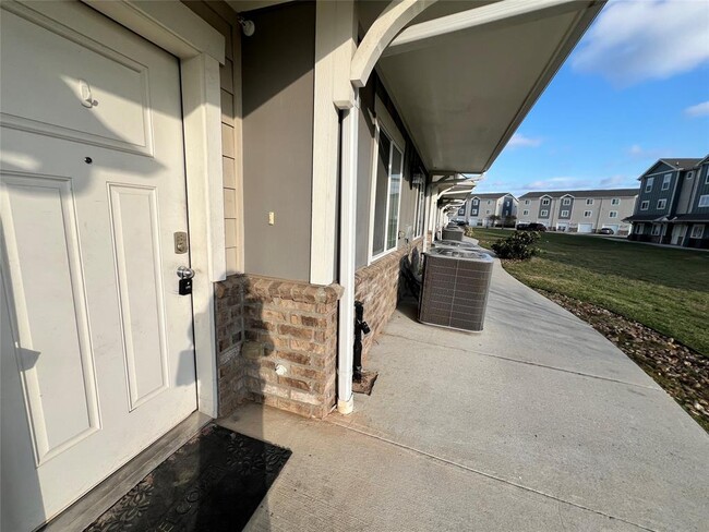 Photo - 21155 Gosling Rd Condo Unit 23C