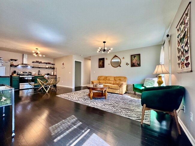 Photo - Fully Furnished Home with great location