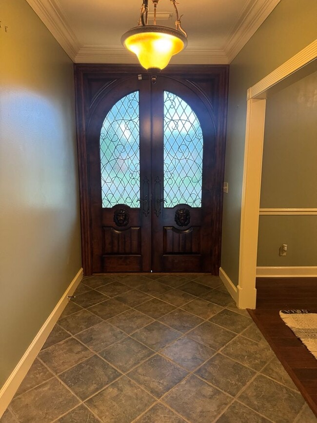 Photo - Towne Lake Home