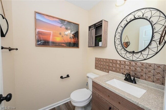 Photo - 655 Almas Ct