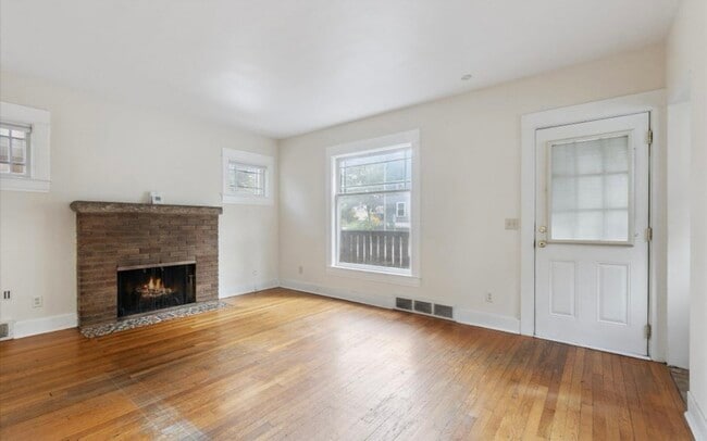 Photo - 506 W Oakland Ave