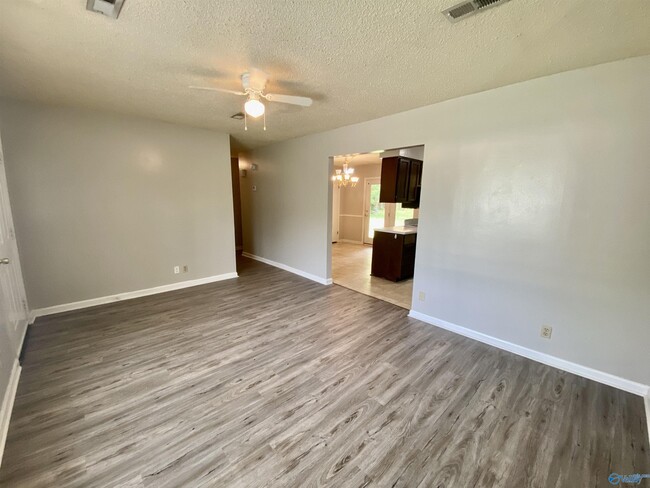 Photo - 14003 SW Wyandotte Dr