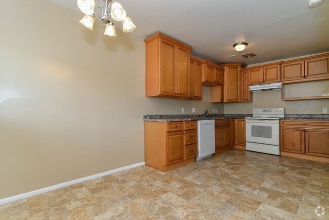 Building Photo - Beautiful duplex for rent with carport Rental