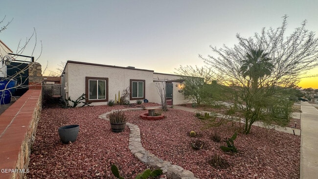 Photo - 6916 Polvadera Dr