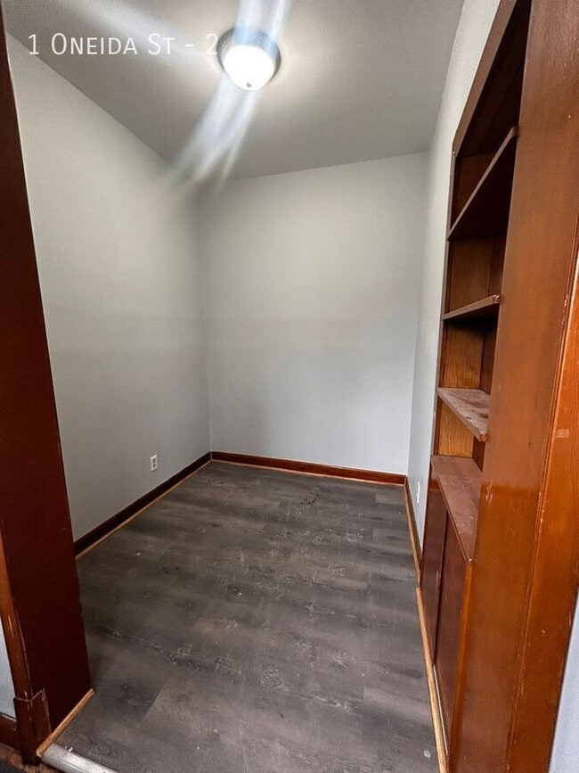 Photo - 1 Oneida St Unit 2