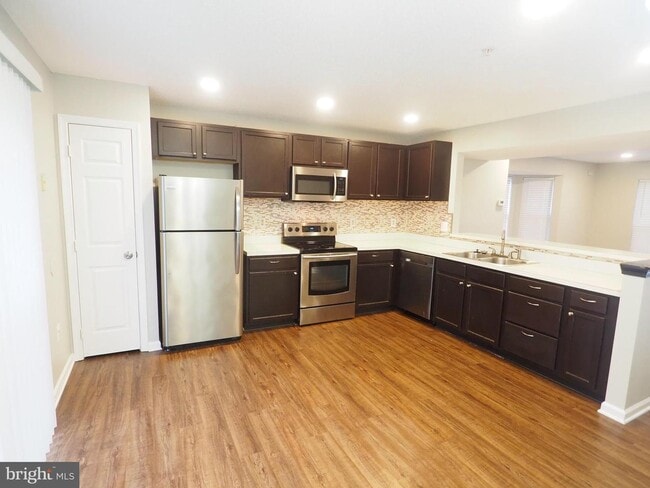 Photo - 7424 Catterick Ct